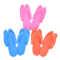 Multicolour Disposable Rubber Flip Flops With Toe Groves